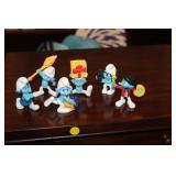 LOT OF 6 SMURF FIGURES