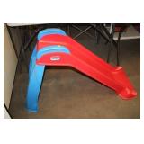 CHILDS LITTLE TIKES SLIDE