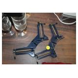 2 CORNER CLAMPS,STEMS & DECANTER