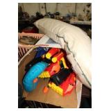 BOX OF TOYS, HAMMOCK