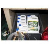 TOTE OF GARAGE & DRIVEWAY CLEANER