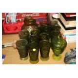 LOT OF GREEN GLASSWARE