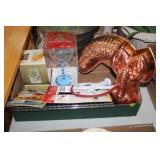 BOX OF KITCHEN ITEMS