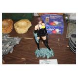 2000 WITCH BLADE FIGURE