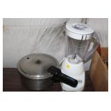 PRESSURE COOKER & BLENDER