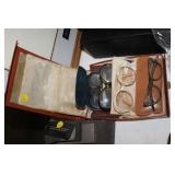 LOT OF VINTAGE GLASSES