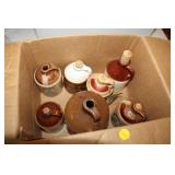 LOT OF VINTAGE SMALL CROCK JUGS