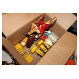 LOT OF VINTAGE TOYS