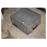 PAIR OF VINTAGE SPEAKERS