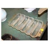 VINTATGE GLASS CORNBREAD STICK PAN
