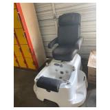 QUEEN 2000 WHIRL POOL SPA,