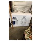 Brian range hood