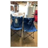 2 outdoor folding chairs