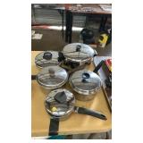 Lot of cookingware