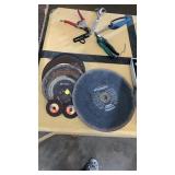 Lot of grinding wheels