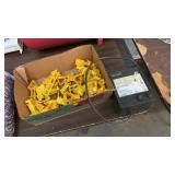 ELECTRIC FENCE CONTROLLER, BOX OF INSULATORS