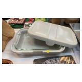 PYREX BAKING DISH, HOLDER