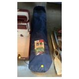 Folding chair with footrest