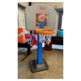 FISHER PRICE ADJUSTABLE BASKETBALL GOAL