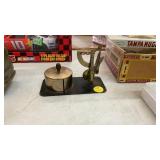 VINTAGE SCALE DEVICE