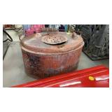 VINTAGE METAL CAN