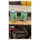 Jadeite salt/pepper
