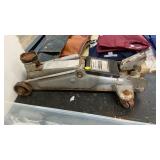 FLOOR JACK
