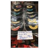 12 vintage soul & R&B single 45