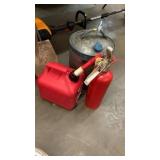 2 Gas cans & Fire Extinguisher