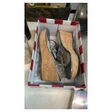 Pr of ladies shoes , 8M