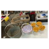 LOT OF BASKETS, ICE CREAM BOWLS