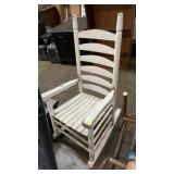 WOODEN ROCKING CHAIR