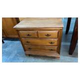 DRESSER, 32x21x31" tall