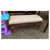 PADDED BENCH