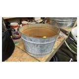 VINTAGE METAL TUB