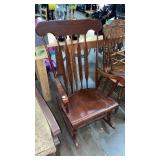 ROCKING CHAIR