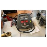 SCHUMACHER BATTERY CHARGER
