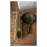 Mini cast iron skillet & thermometer