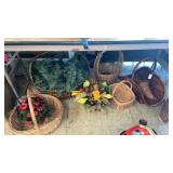 LOT OF BASKETS, PLANTS
