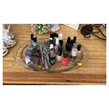 PLATTER OF NAIL POLISH