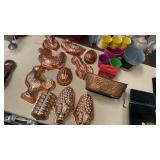 BAKING MOLDS, PLANTERS
