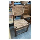 VINTAGE CHAIR
