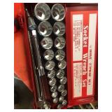 NEW 3/4" DRIVE SOCKET SET IN METAL CASE
