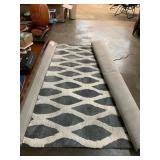 AREA RUG
