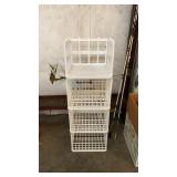 Stackable crates