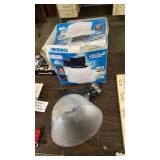 BRINKS OUTDOOR LIGHT