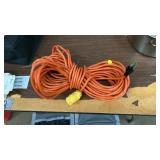 EXTENSION CORD