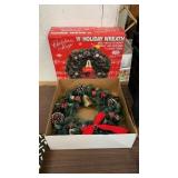 15" HOLIDAY WREATH