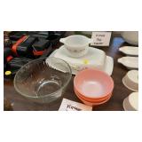 LOT OF PYREX DISHES