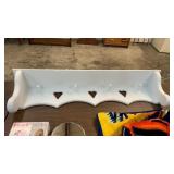 Shelf/hanger
